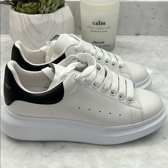 Alexander McQUEENS!! - Picture 3 of 4